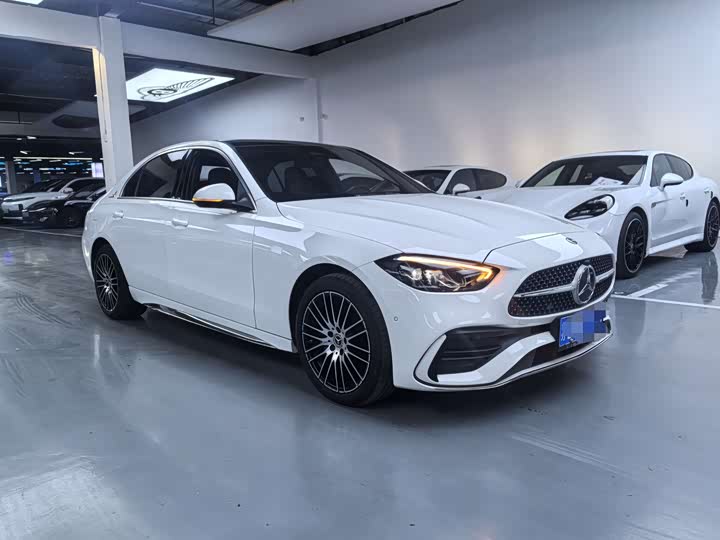 Фото 3 - Mercedes-Benz C-Class