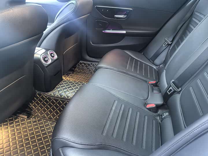 Фото 8 - Mercedes-Benz C-Class