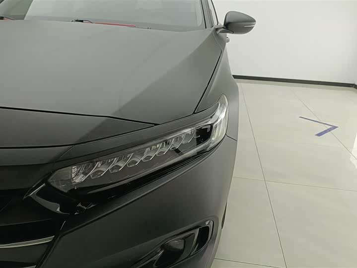 Фото 5 - Honda Accord