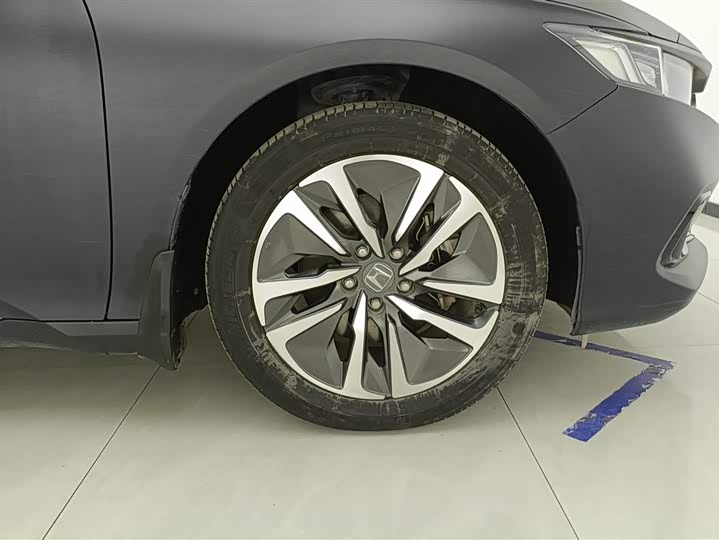 Фото 6 - Honda Accord