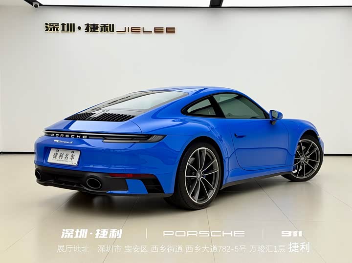 Фото 6 - Porsche 911