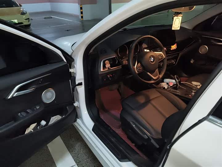 Фото 14 - BMW 1 Series