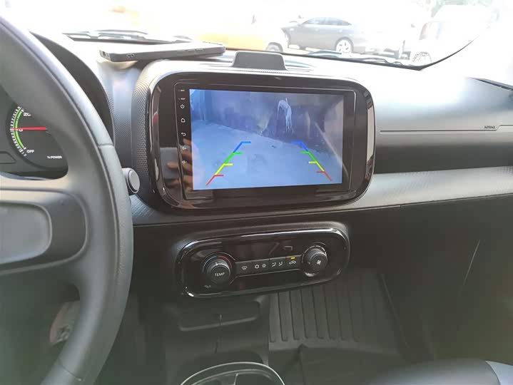 Фото 13 - Roewe Clever