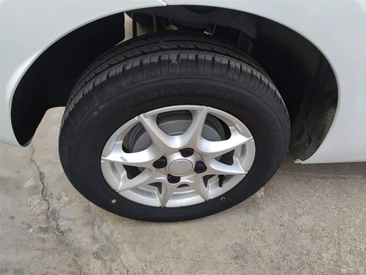 Фото 26 - Roewe Clever