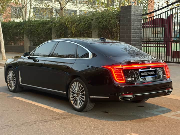 Фото 9 - Hongqi H9