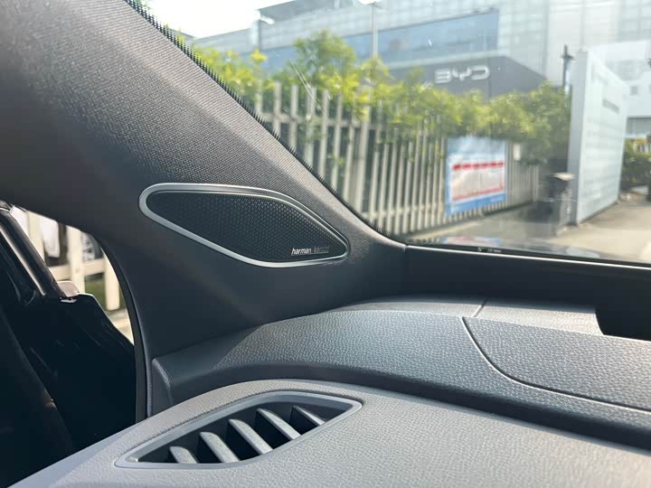 Фото 5 - Volkswagen ID.4 Crozz