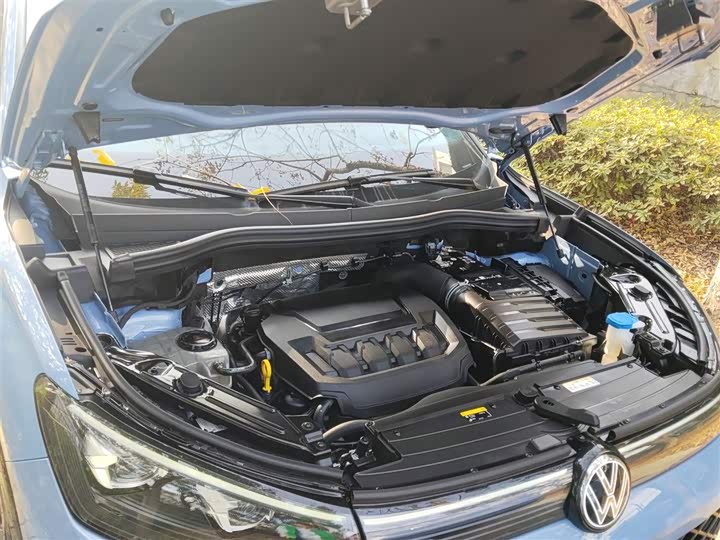 Фото 20 - Volkswagen Tiguan L Pro