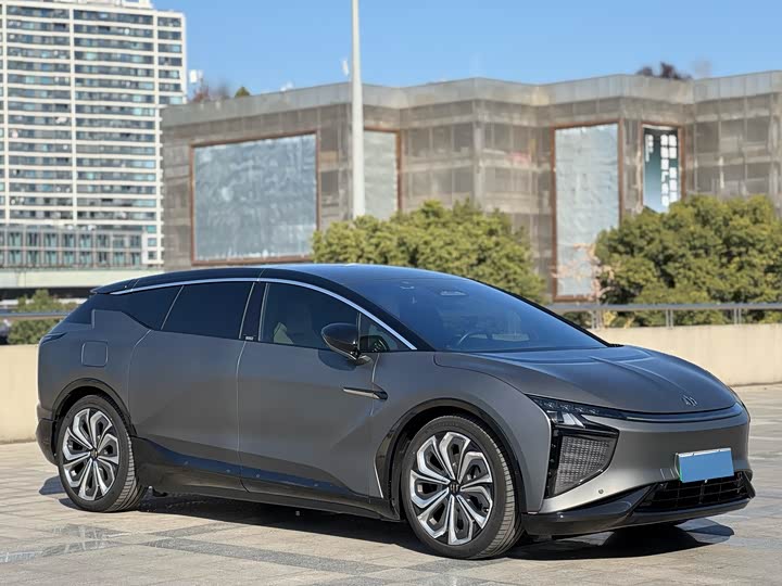 Фото 2 - HiPhi X