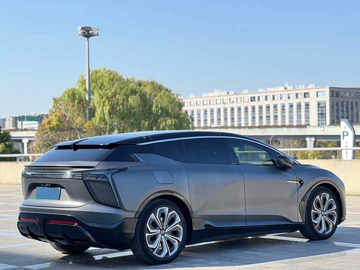 Фото 3 - HiPhi X