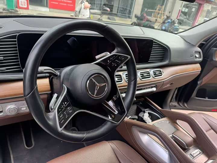 Фото 3 - Mercedes-Benz GLE-Class