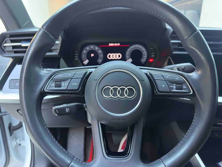 Фото 13 - Audi A3