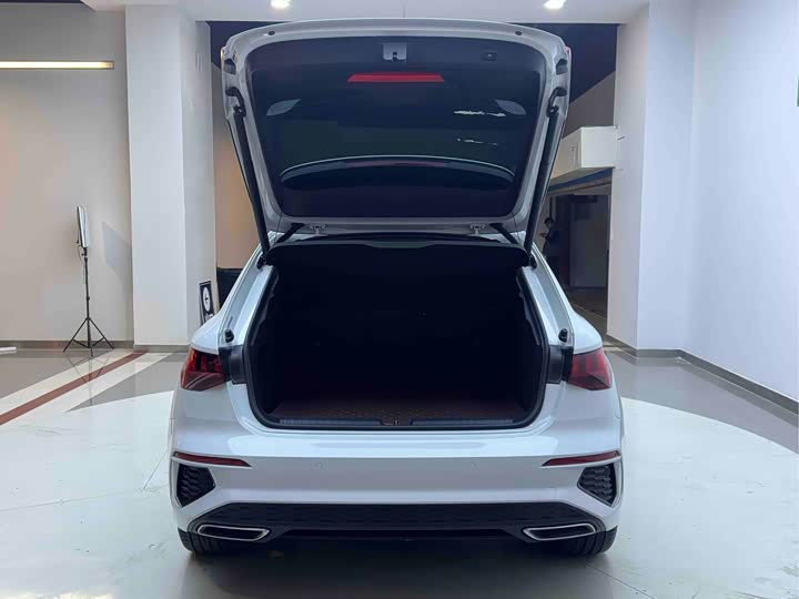 Фото 22 - Audi A3