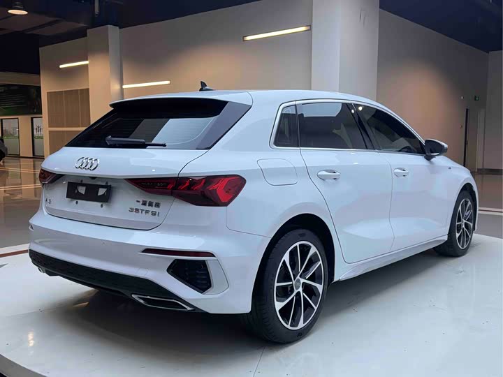 Фото 6 - Audi A3