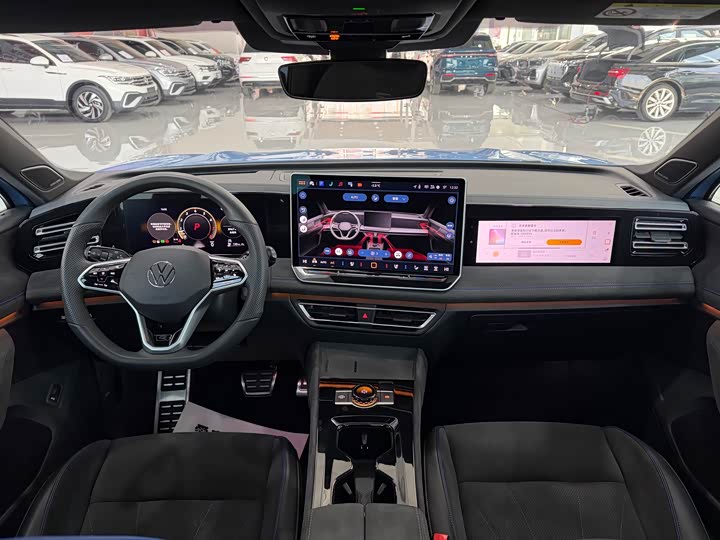 Фото 5 - Volkswagen Tiguan L Pro