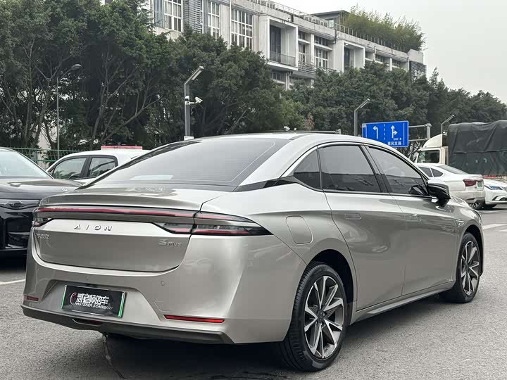 Фото 4 - GAC Aion S Plus