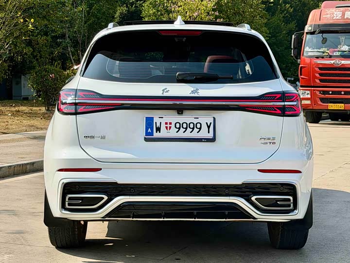 Фото 10 - Hongqi HS5