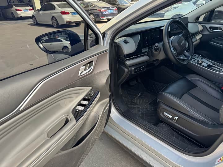 Фото 10 - GAC Aion S Plus