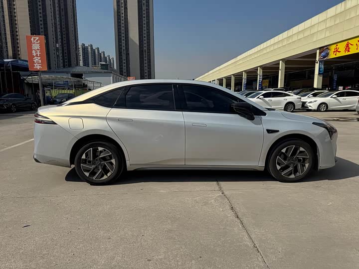 Фото 14 - GAC Aion S Plus