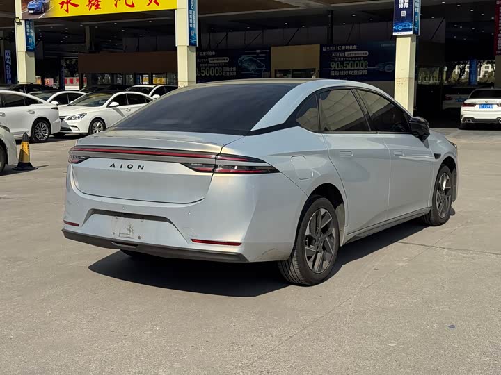 Фото 4 - GAC Aion S Plus