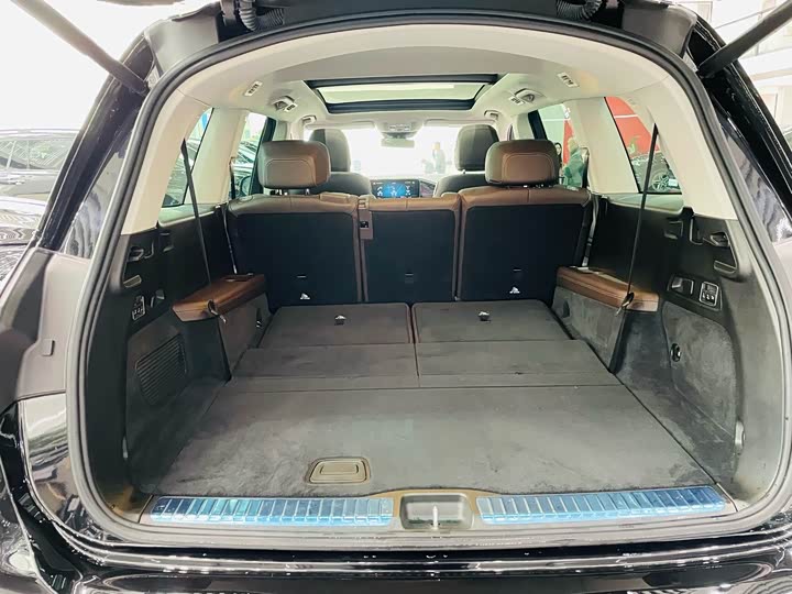 Фото 27 - Mercedes-Benz GLS-Class