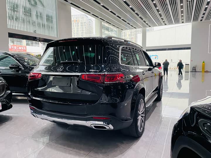 Фото 31 - Mercedes-Benz GLS-Class