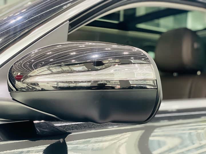 Фото 9 - Mercedes-Benz GLS-Class