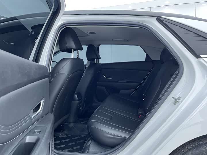 Фото 18 - Hyundai Elantra N line