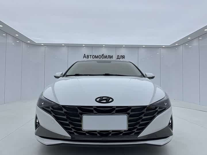 Фото 2 - Hyundai Elantra N line