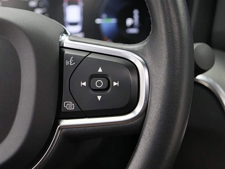 Фото 16 - Volvo S60 Hybrid