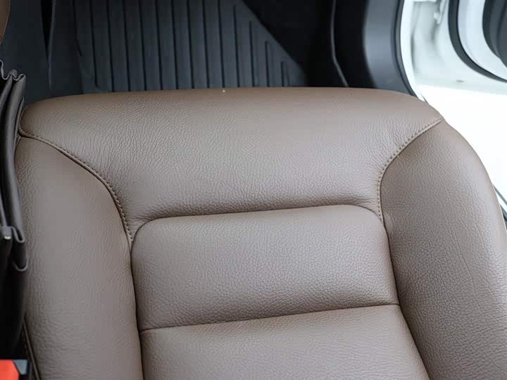 Фото 20 - Volvo S60 Hybrid