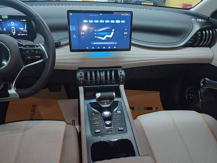 Фото 13 - BYD Yuan Plus