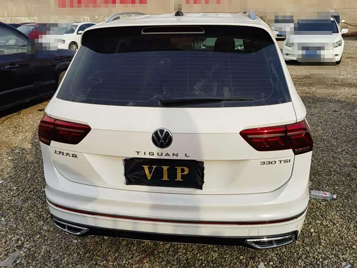 Фото 4 - Volkswagen Tiguan L Pro