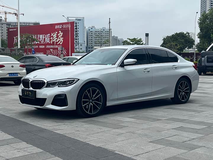 Фото 1 - BMW 3 Series