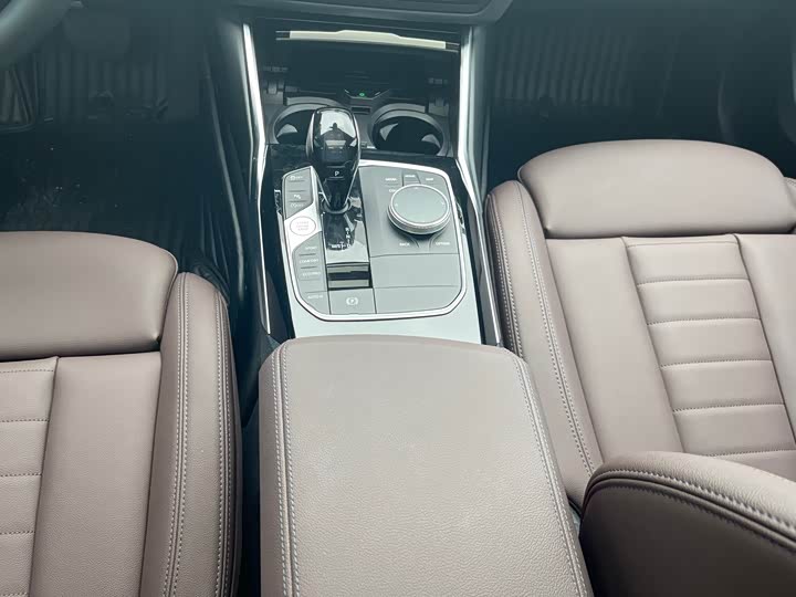 Фото 16 - BMW 3 Series