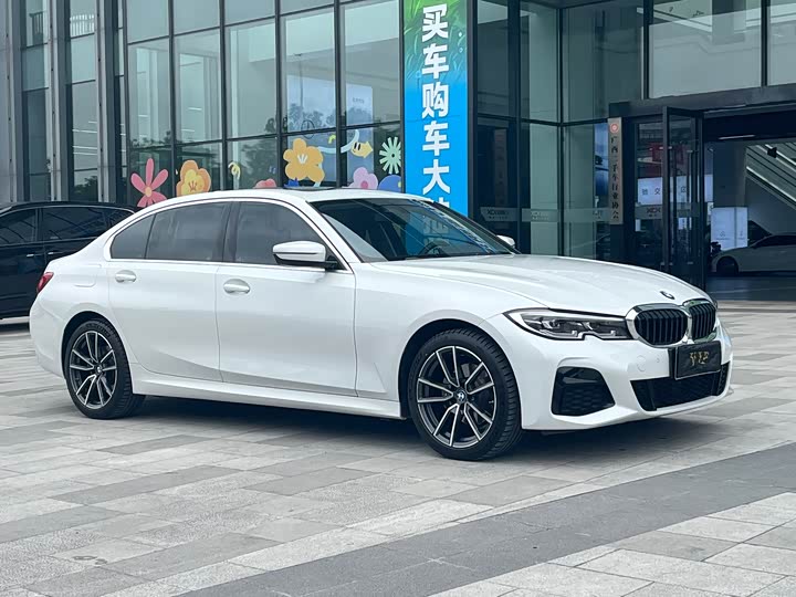 Фото 3 - BMW 3 Series