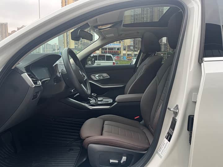 Фото 9 - BMW 3 Series