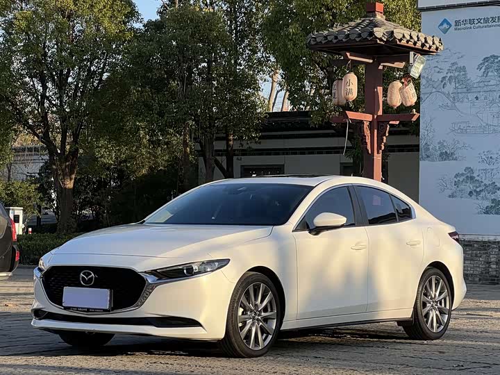 Фото 1 - Mazda 3 (Axela)