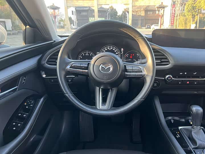 Фото 11 - Mazda 3 (Axela)