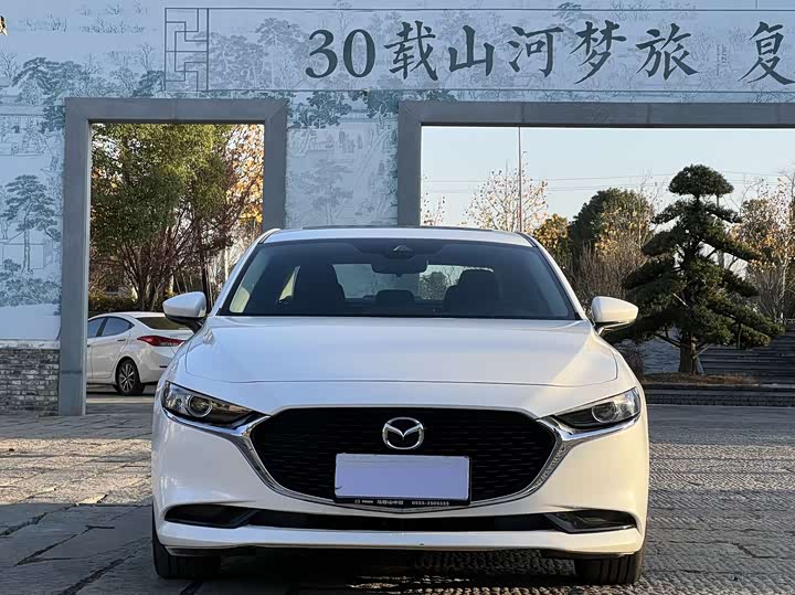 Фото 2 - Mazda 3 (Axela)