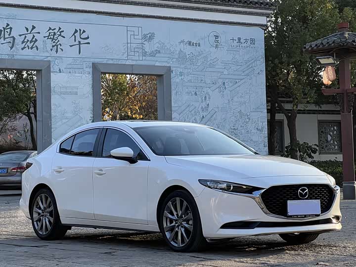 Фото 3 - Mazda 3 (Axela)