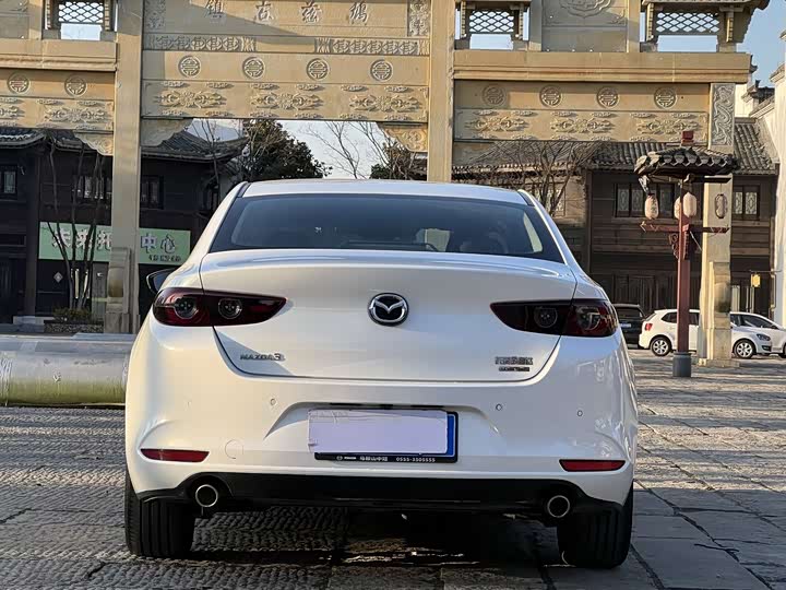 Фото 5 - Mazda 3 (Axela)