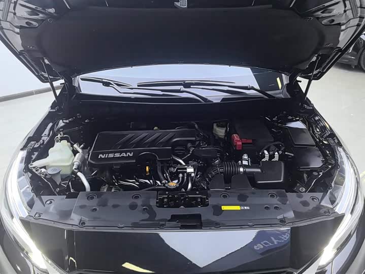 Фото 10 - Nissan Teana