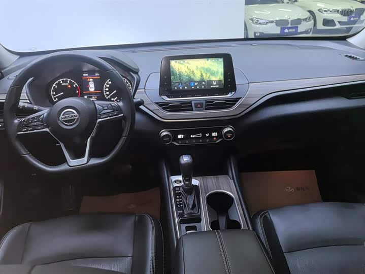 Фото 12 - Nissan Teana