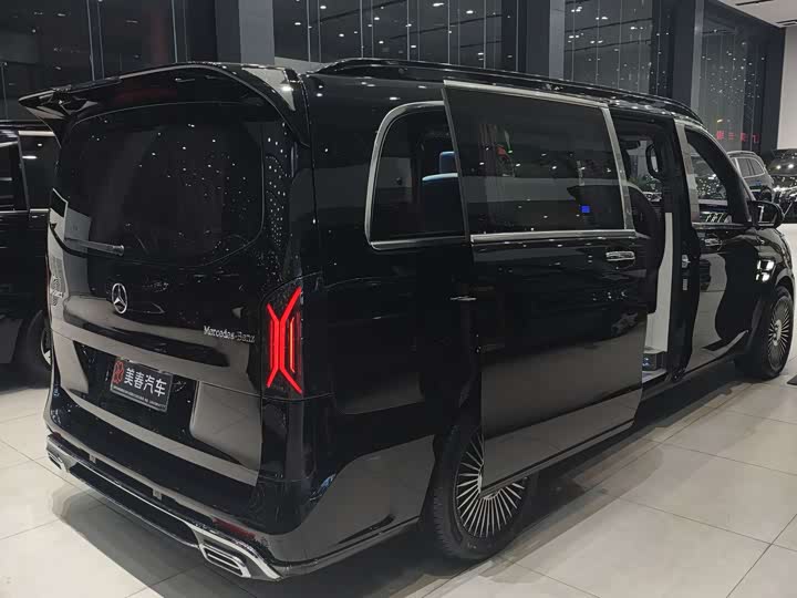 Фото 13 - Mercedes-Benz Vito