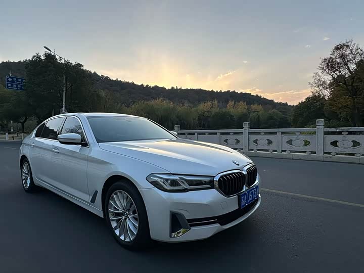 Фото 4 - BMW 5 Series