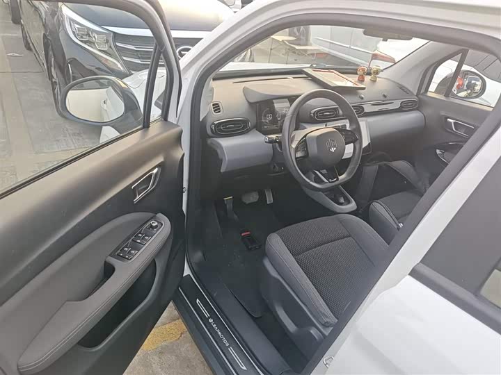 Фото 16 - Leapmotor T03