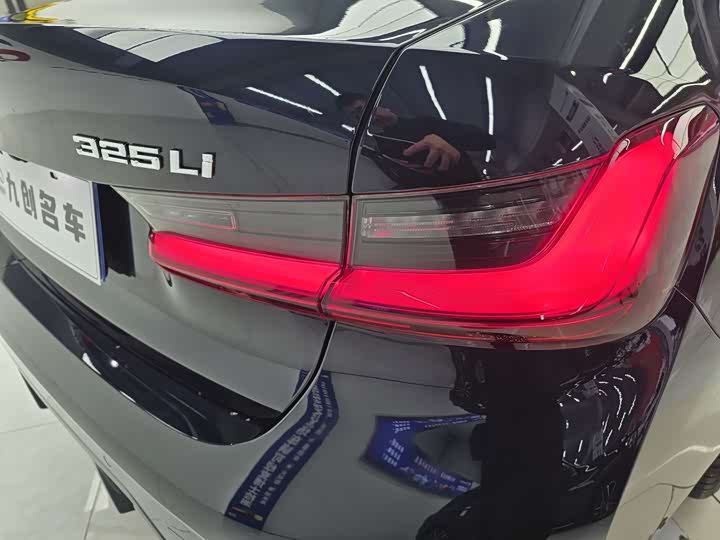 Фото 9 - BMW 3 Series