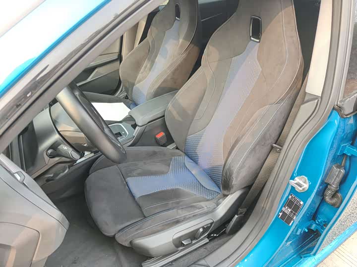 Фото 23 - BMW 2 Series