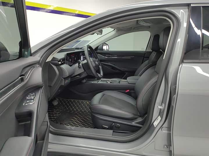 Фото 9 - Ford Mondeo