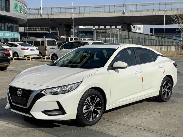 Фото 1 - Nissan Sylphy